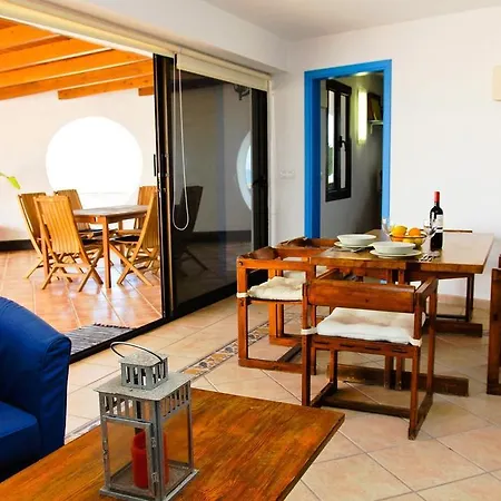 Holiday Villa Zeus تيغيسي